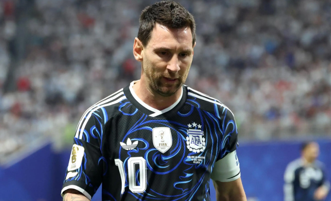 Messi sella victoria de Argentina sobre Inglaterra en el minuto 92