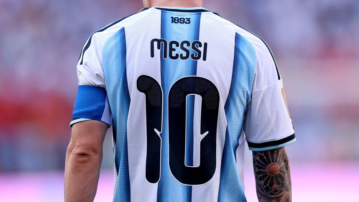 img of Messi cierra su etapa con Argentina y deja 125 goles en 207 partidos