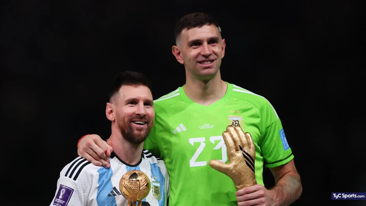 Dibu Martínez agradece a Messi: “Mi respeto por siempre, gracias”