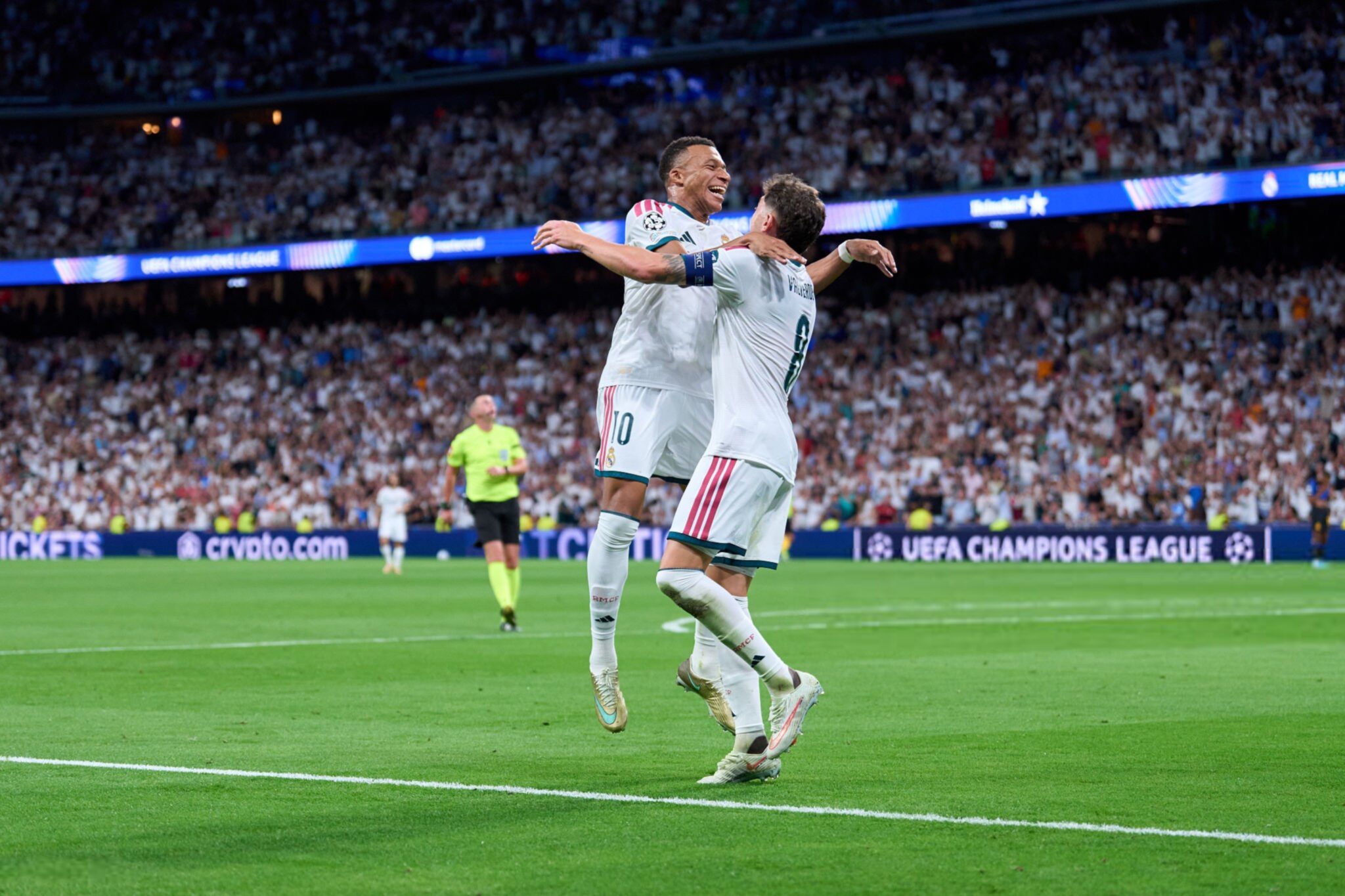 Mbappé abre el marcador al 14' y Valverde sella la victoria del Real Madrid ante el Inter