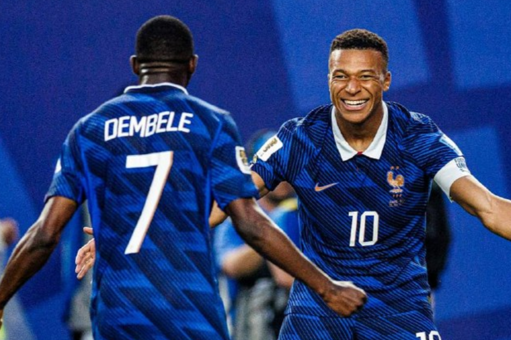 Mbappé afirma ser el elegido y Dembélé responde que trabajó sin presión