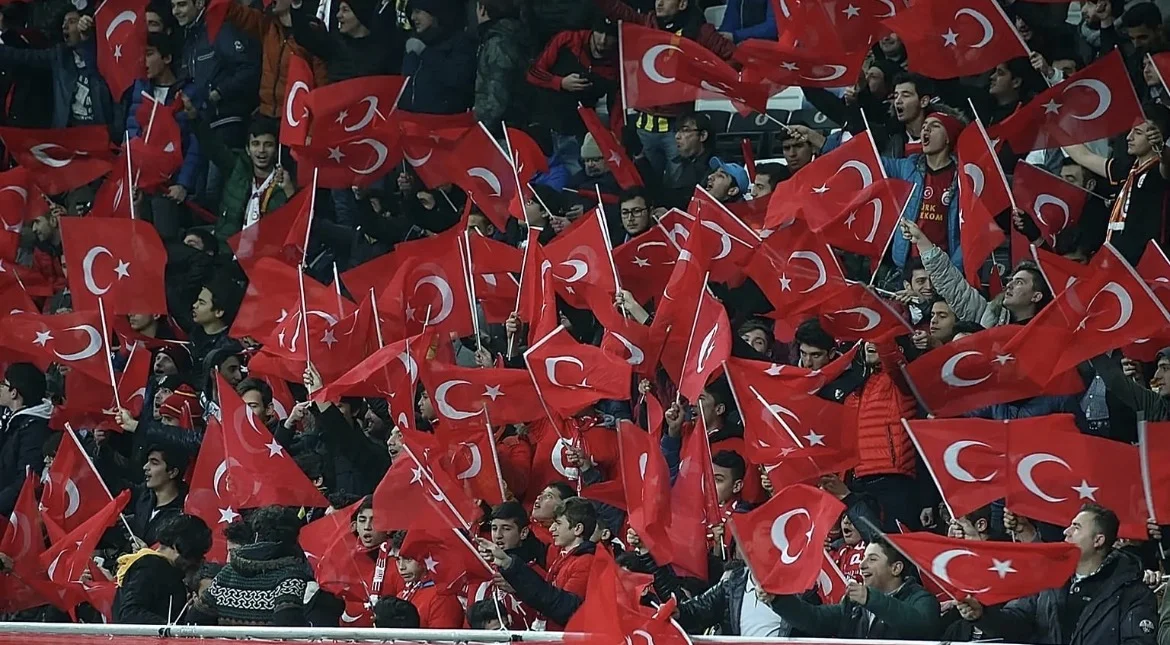 img of Escándalo de apuestas sacude al fútbol turco: más de 1.000 jugadores investigados