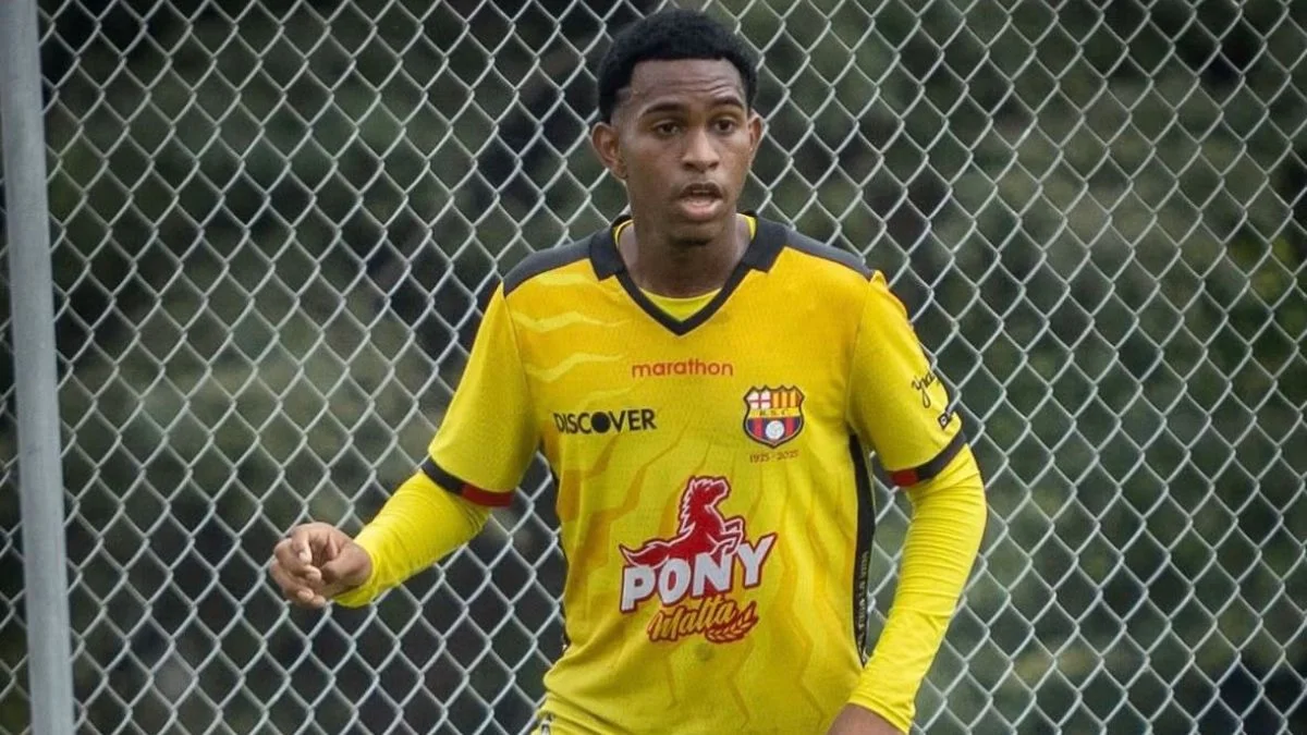 img of Darío Castillo: la nueva muralla de Barcelona SC que Europa ya empezó a mirar