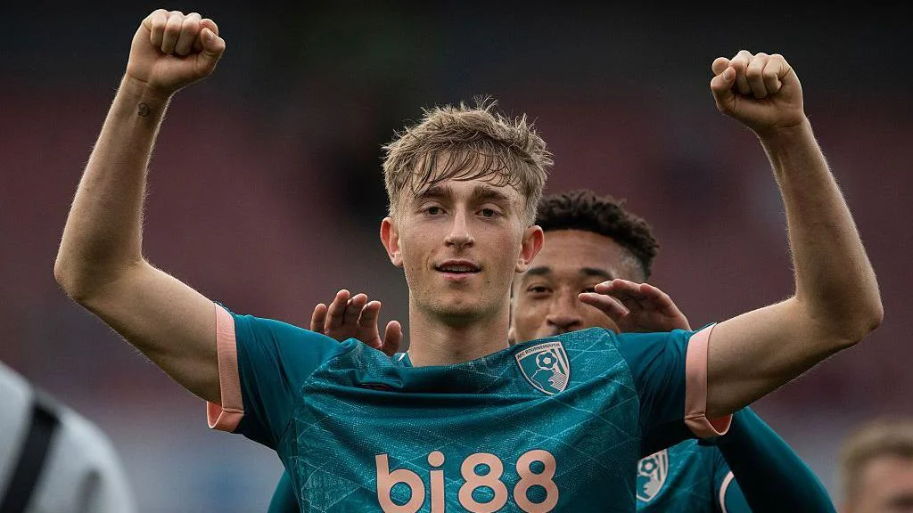 img of Huijsen dice sí al Madrid