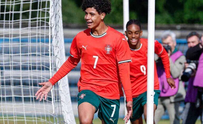 img of Cristiano Jr. brilla con doblete y el ‘Siuuu’ en Portugal Sub-15