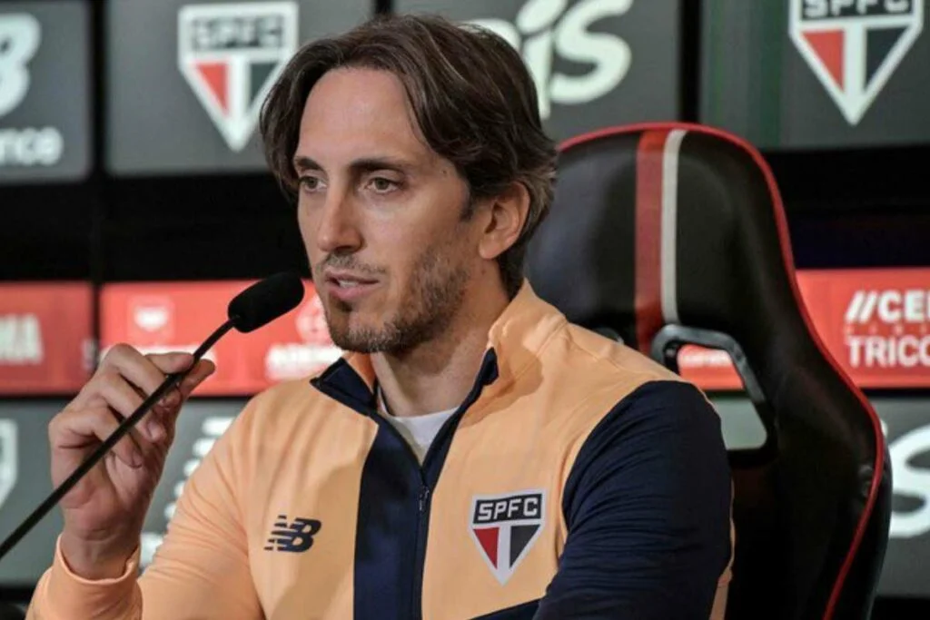 Zubeldía deja de ser DT de São Paulo FC - Luis Zubeldía