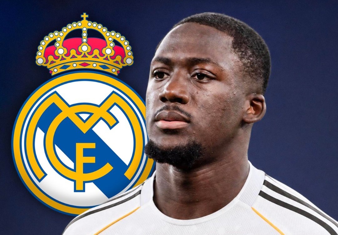 Konaté se une al Real Madrid si Pérez gana las elecciones - Konaté en acción con el Liverpool