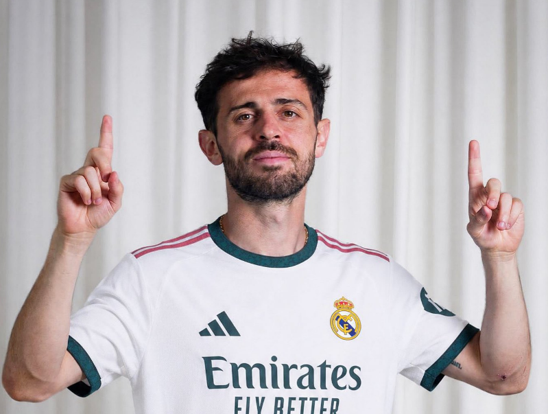 Bernardo Silva cerca de unirse al Real Madrid hasta 2028 - Bernardo Silva en acción con la selección portuguesa