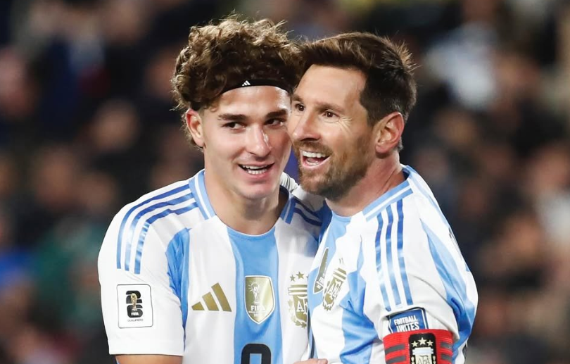 Messi aconseja a Julián Álvarez sobre un posible traspaso a Barcelona