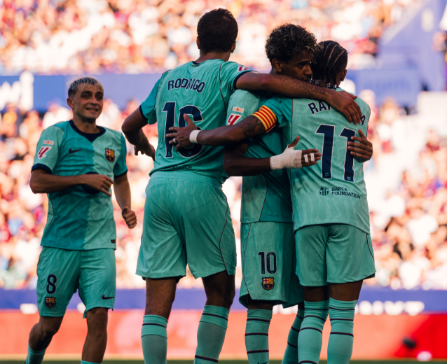 img of Barcelona sella victoria 4-2 ante Levante y acumula 15 puntos perfectos