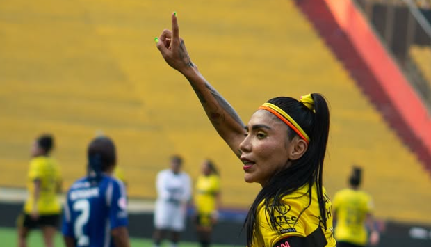 img of Barcelona SC supera a Emelec 6-0 con Madelen Riera como figura
