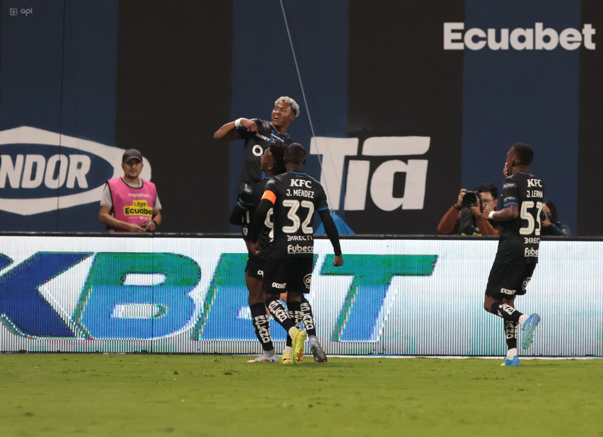 img of IDV supera a Barcelona SC con gol de Patta