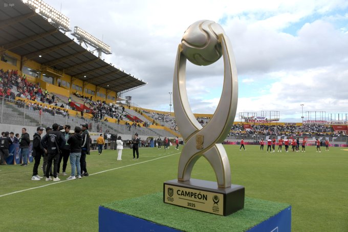 img of IDV busca superar a Universidad Católica en la Supercopa Ecuador