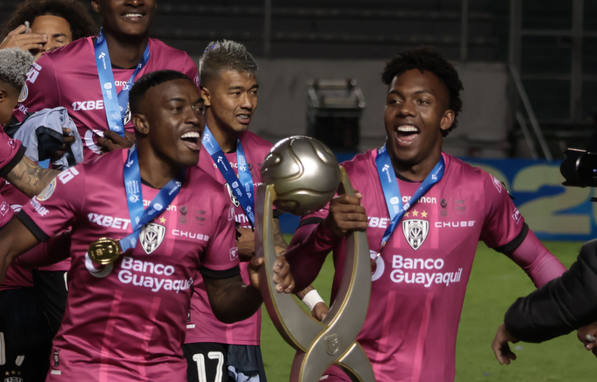 img of Franklin Tello: "Sumamos ocho títulos desde que estamos en Primera"