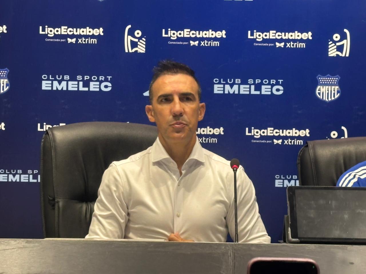 img of Vicente Sánchez: Emelec confirma su salida de mutuo acuerdo