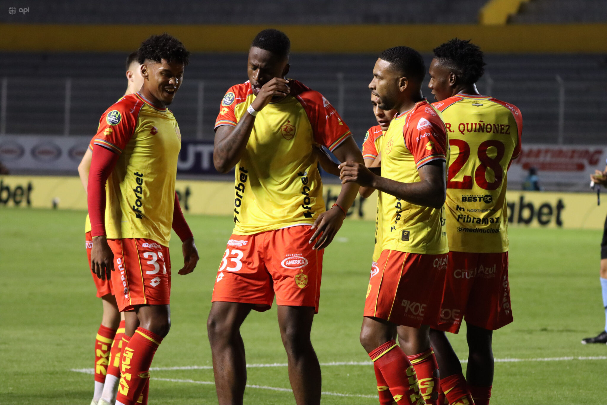 img of Aucas supera a Manta FC con doblete de Porozo