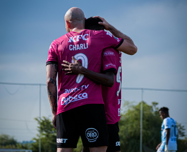 img of Independiente del Valle supera a Guayaquil City 2-4