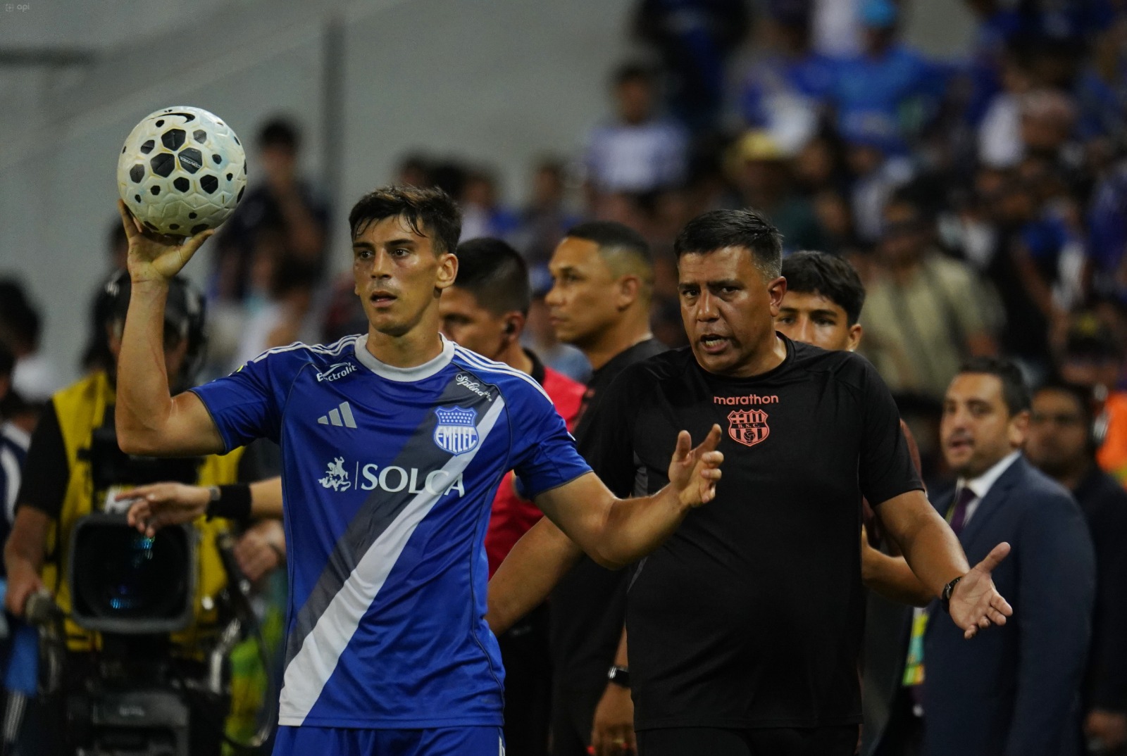 César Farías: Lo que vivimos hoy no está bien