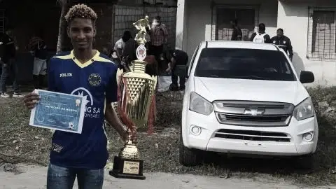 img of Futbolista ecuatoriano Harvin Medranda es asesinado a tiros en ataque en Esmeraldas