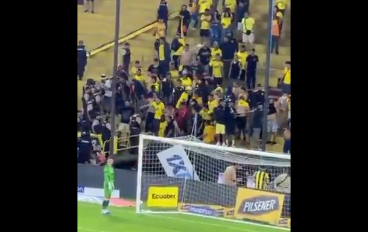 Barcelona SC sufre incidentes en el Monumental y cae ante Macará