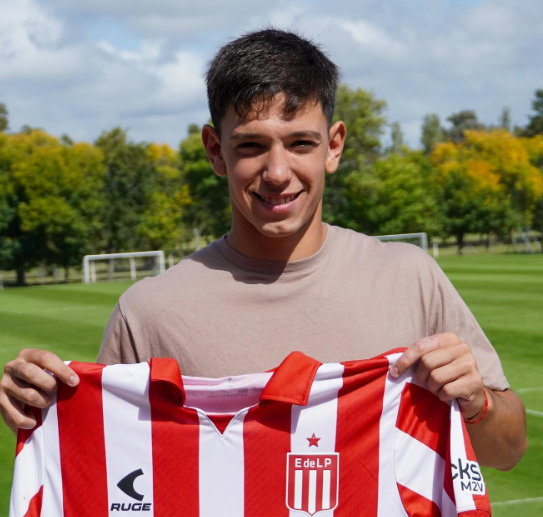 Delfín incorpora a Lucas Cornejo en préstamo desde Estudiantes de La Plata hasta 2027
