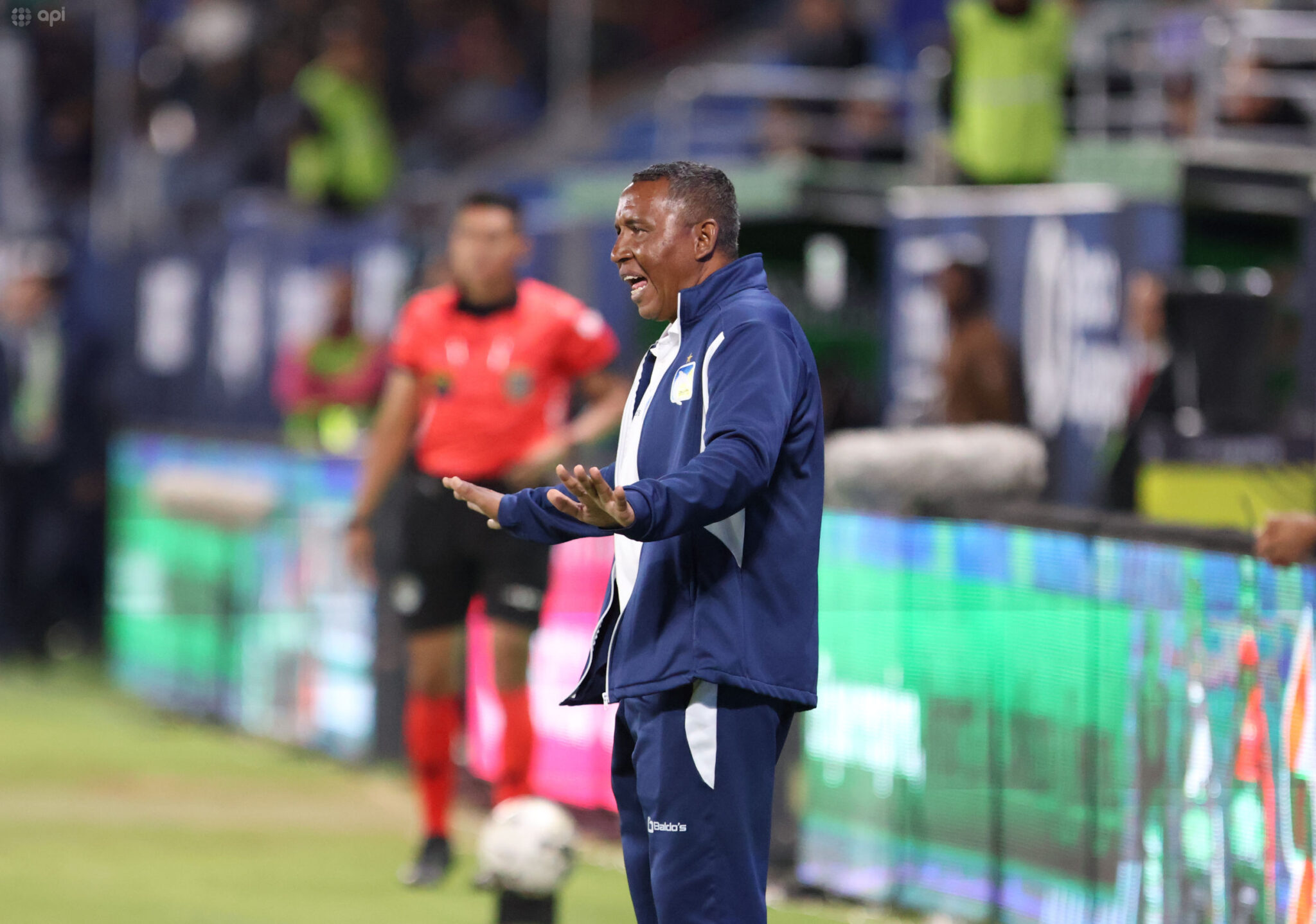 Juan Carlos León: alguien que no le tiene miedo a IDV