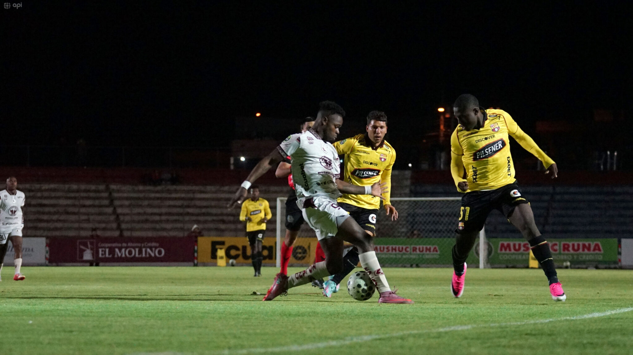 Trobbiani debutó con empate: Barcelona SC rescata un punto en Latacunga