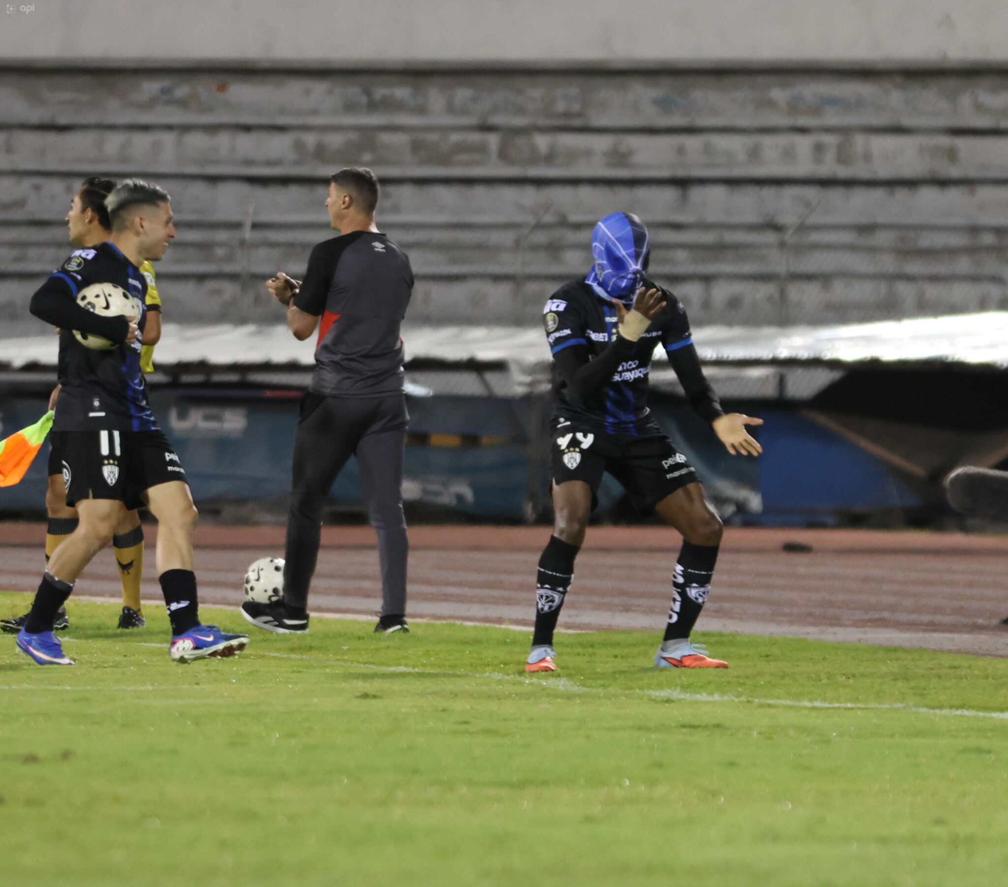 González dobla a IDV en el minuto 90+5 y sella 3-2 sobre Leones