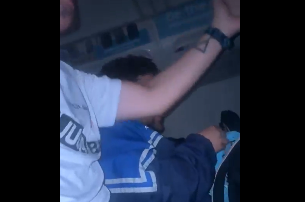 img of Hincha de Emelec critica la gestión del club durante vuelo charter