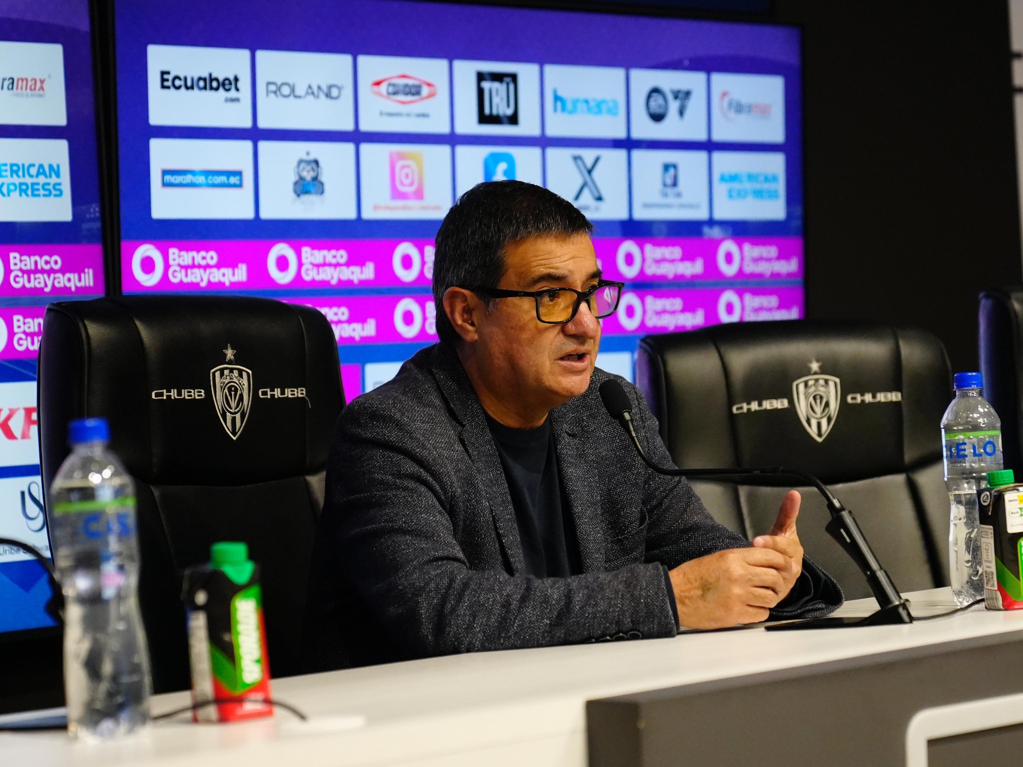 img of Morales propone recortar a 12 equipos la Serie A y B del fútbol ecuatoriano