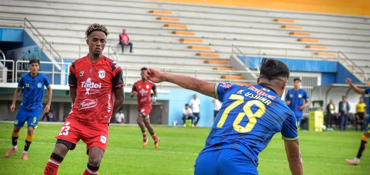 Manta FC arranca bajo presión con 21 puntos en el hexagonal del descenso
