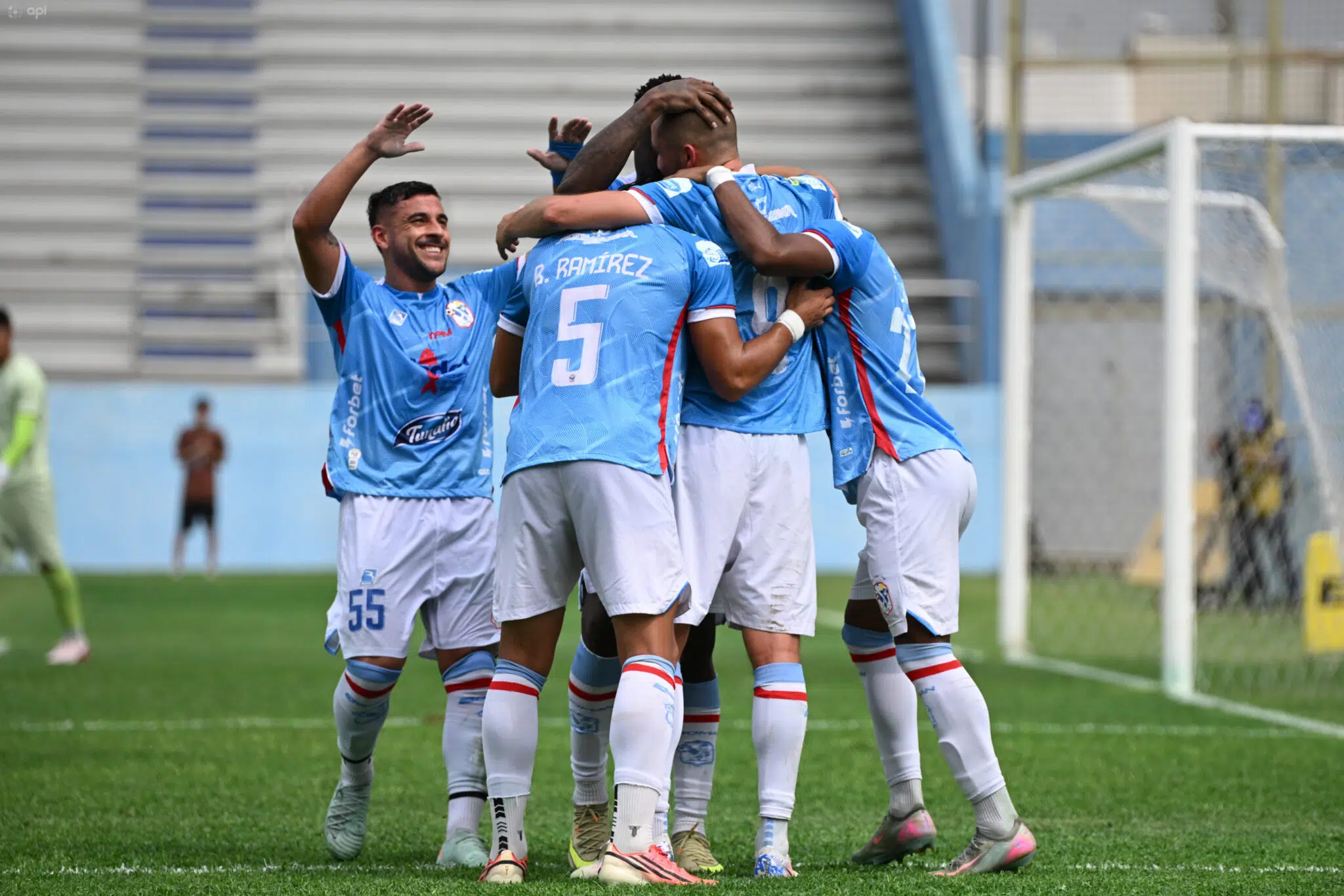 Manta FC arranca hexagonal con victoria 2-1 sobre Orense en el minuto 29
