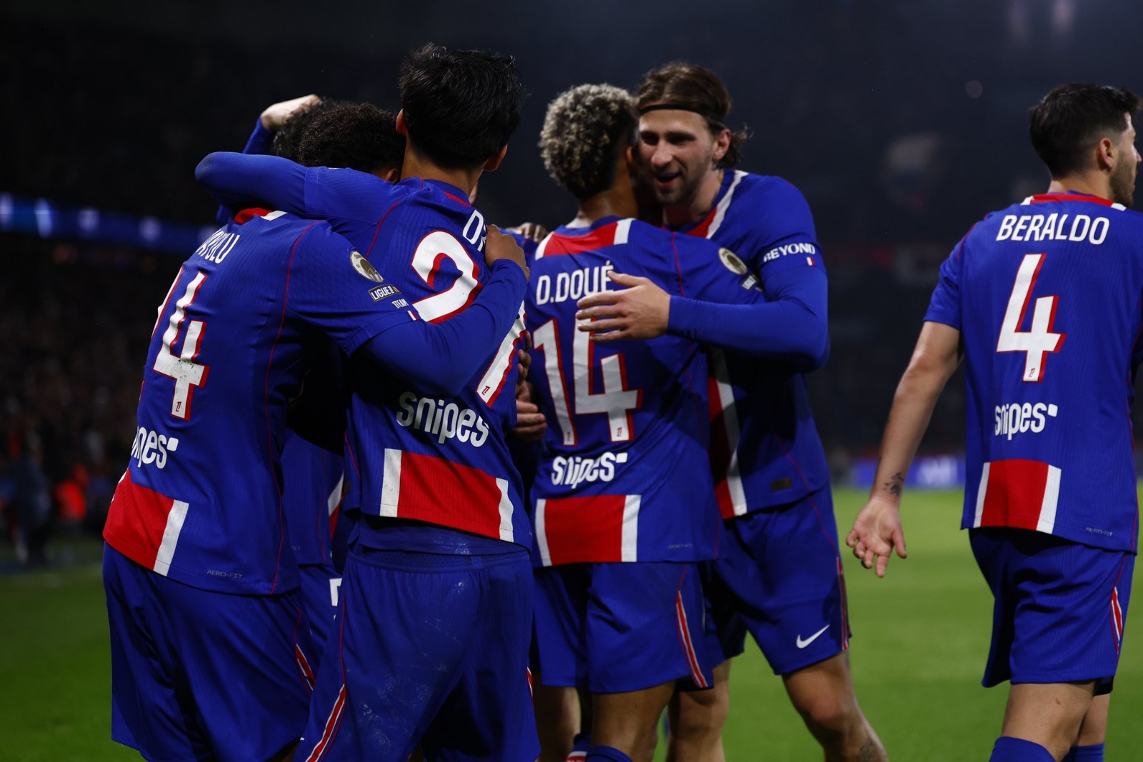 PSG se acerca al título de la Ligue 1 - El PSG se acerca al título de la Ligue 1