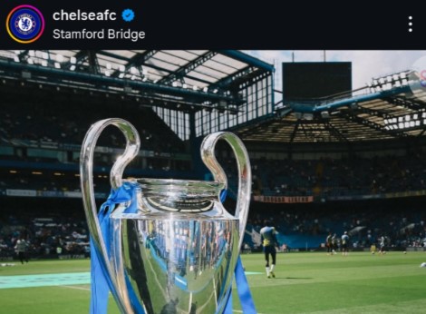 Chelsea se burla del Arsenal con su 'Hogar de los Trofeos'