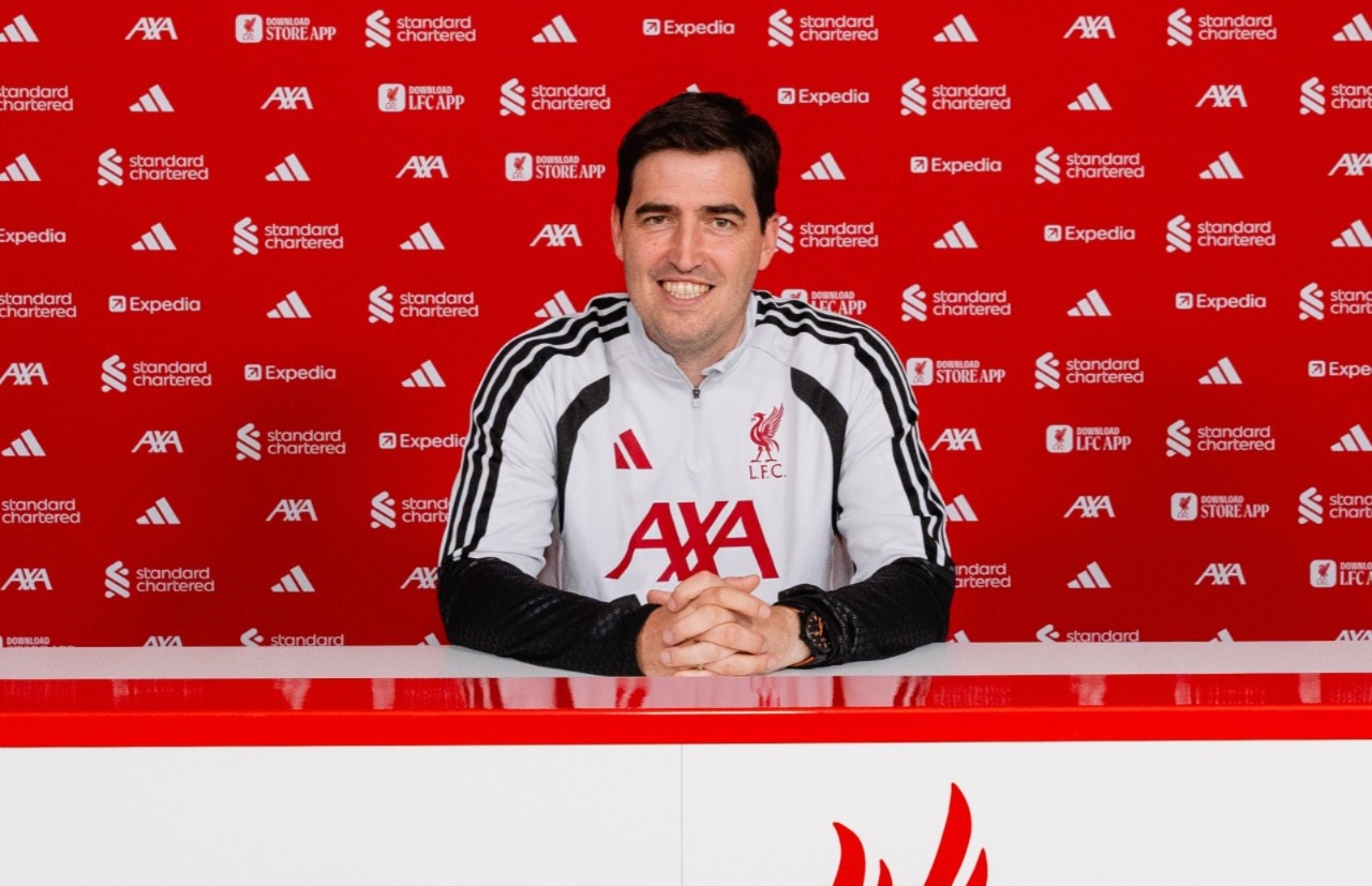 img of Liverpool confirma a Andoni Iraola como su nuevo entrenador
