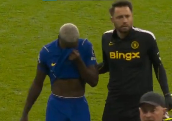 Caicedo abandona el Chelsea tras 10 minutos contra Brighton