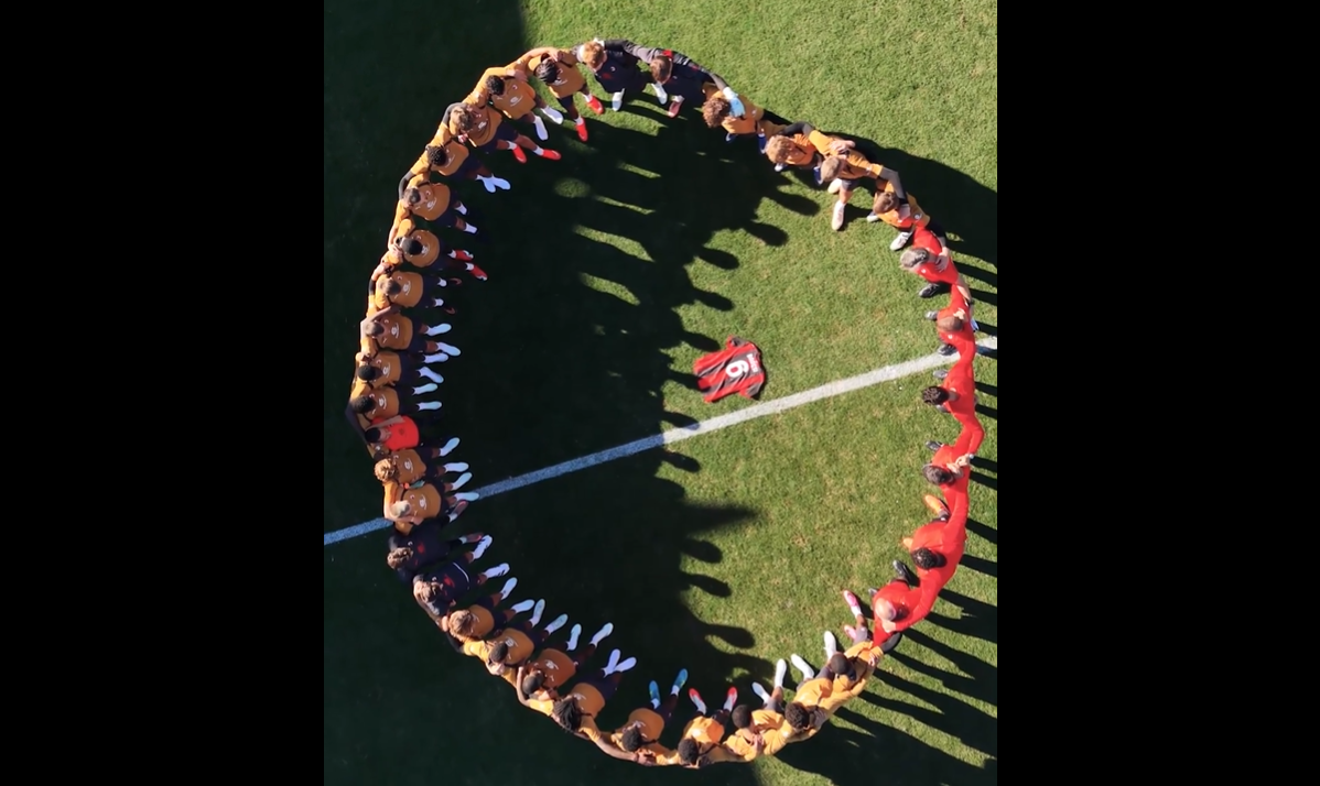 AC Milan rinde homenaje a Baresi con un emotivo minuto de silencio