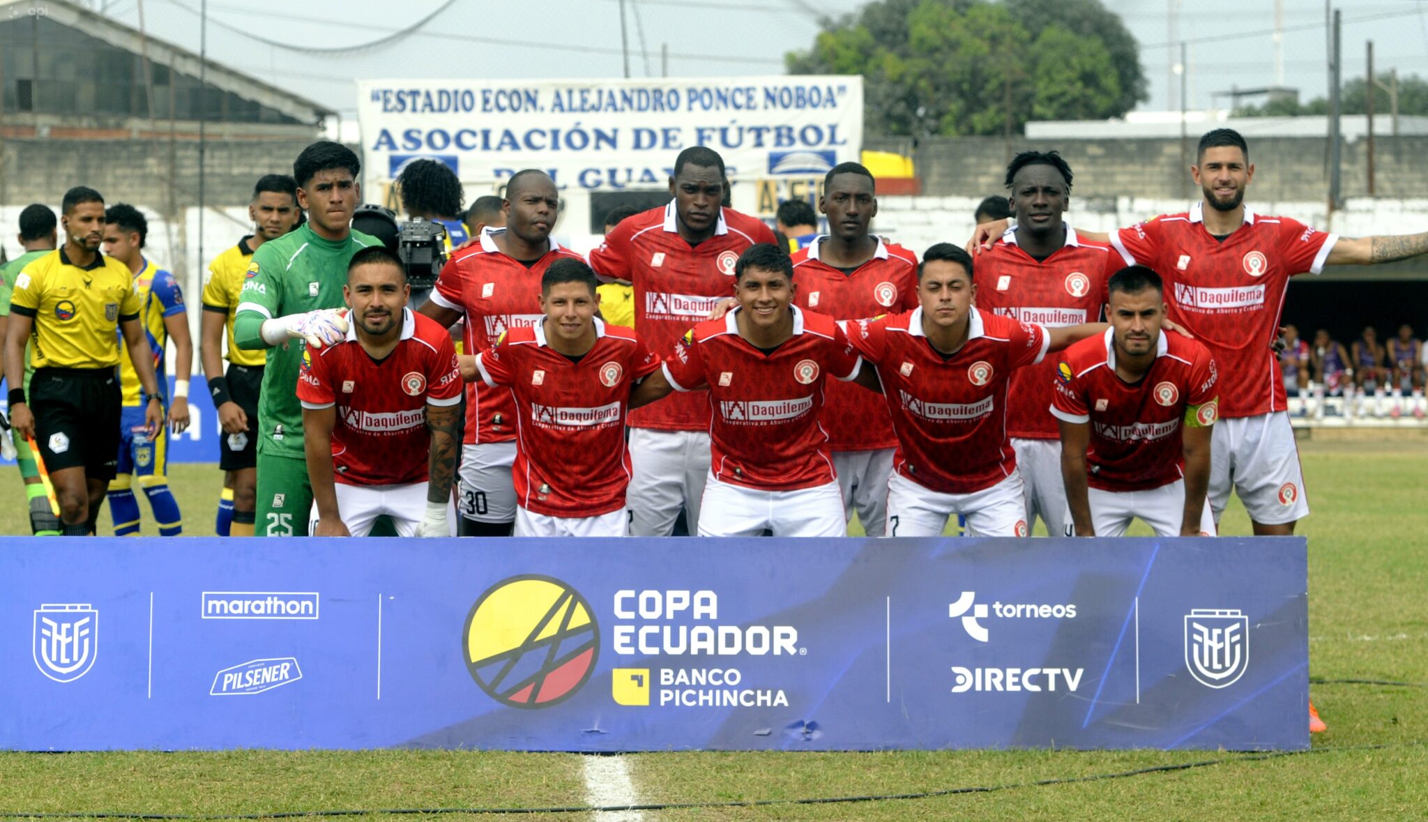 Daquilema sufre escándalo tras eliminación: dirigentes ordenan retirar bus