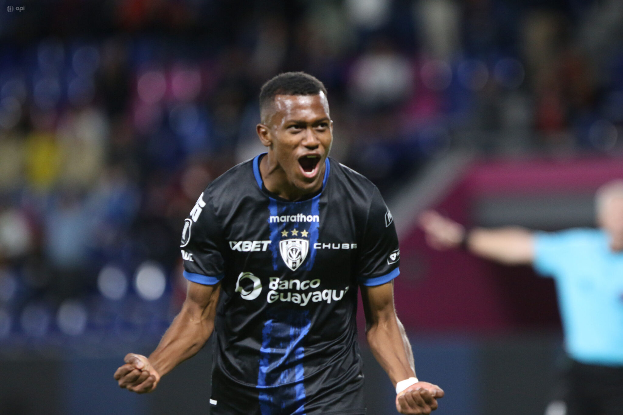 IDV golea a Libertad y asegura clasificación a octavos de Libertadores - Independiente del Valle celebra su victoria