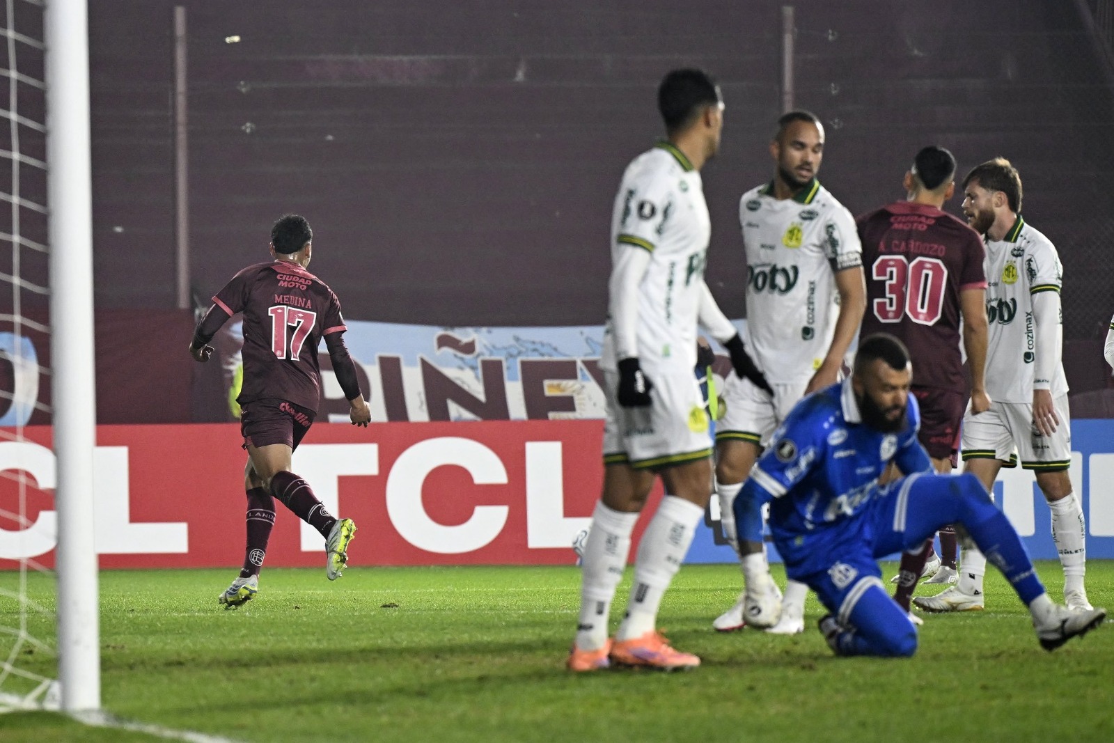 Lanús supera a Mirassol y asegura presencia en Copa Sudamericana
