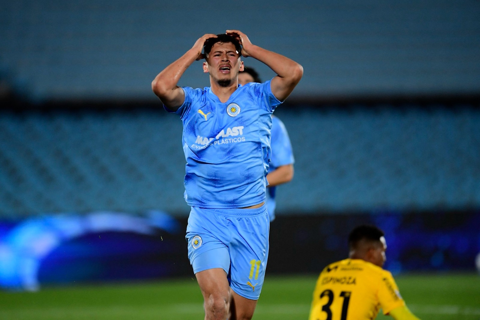 Montevideo City sella clasificación a semifinales tras gol de Da Silva en el minuto 92