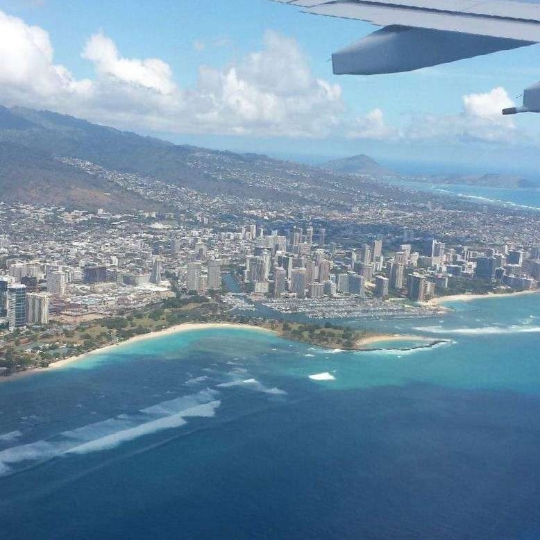Aerial view of the island of Oahu in Hawaii <3