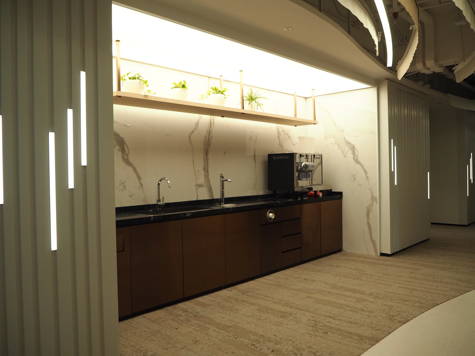 One Shell Square Miri gallery image 29