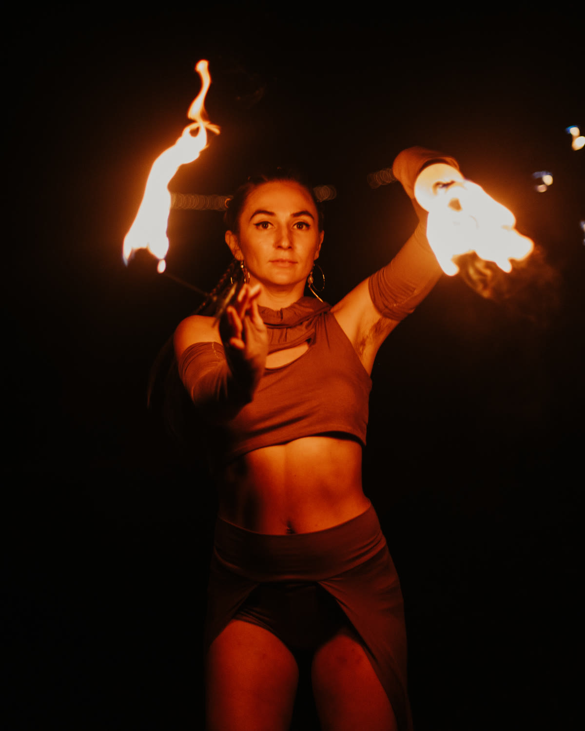 Symbiotica fire performer
