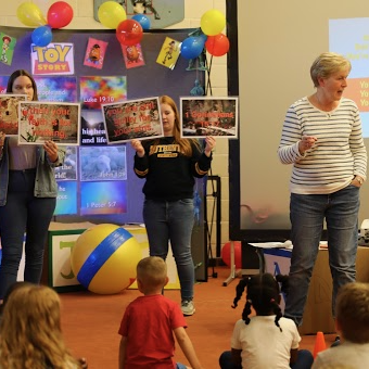 Holiday Club