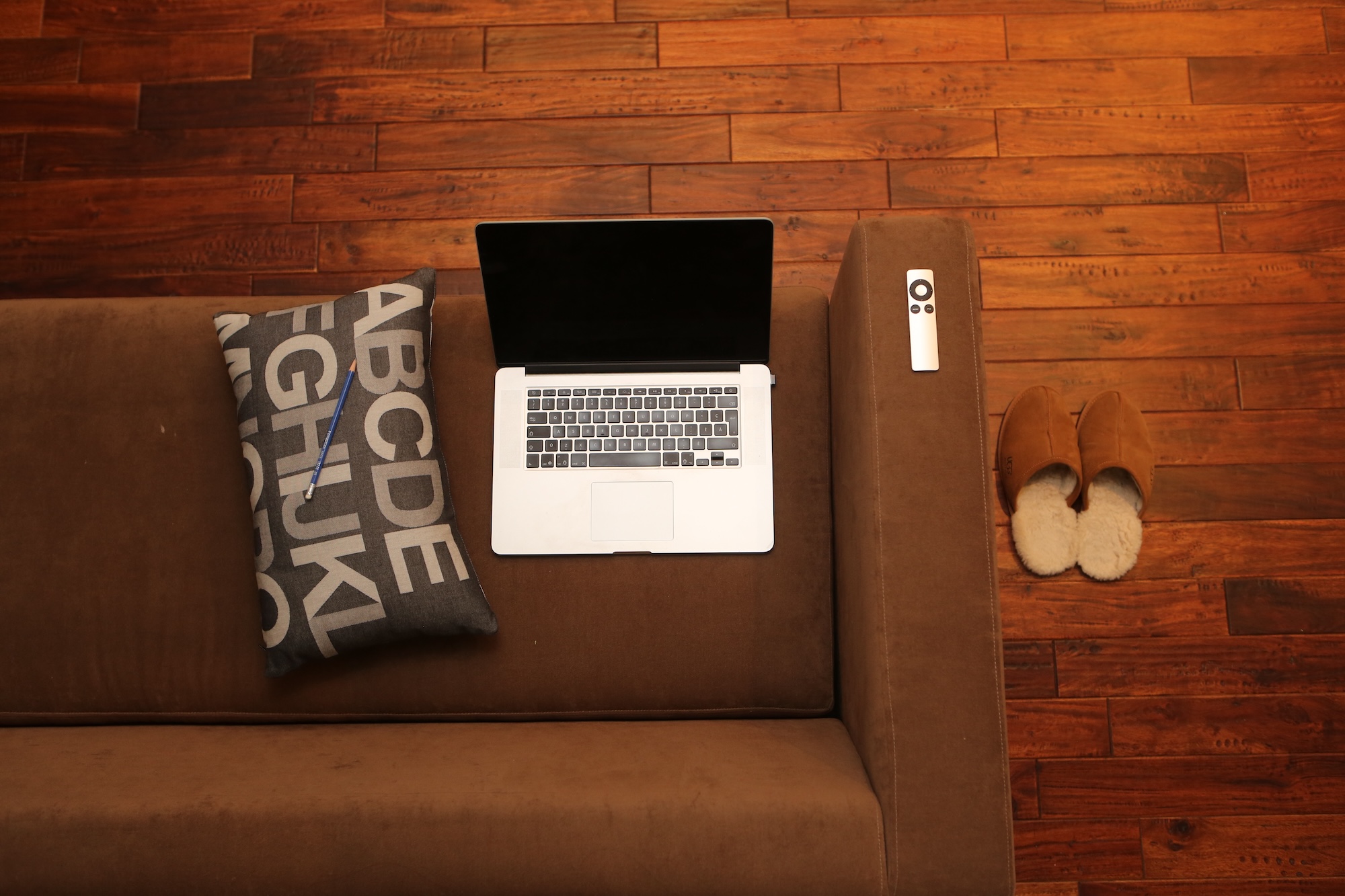 So You Want to Be a Virtual Assistant? Here's What It Actually Takes in 2026