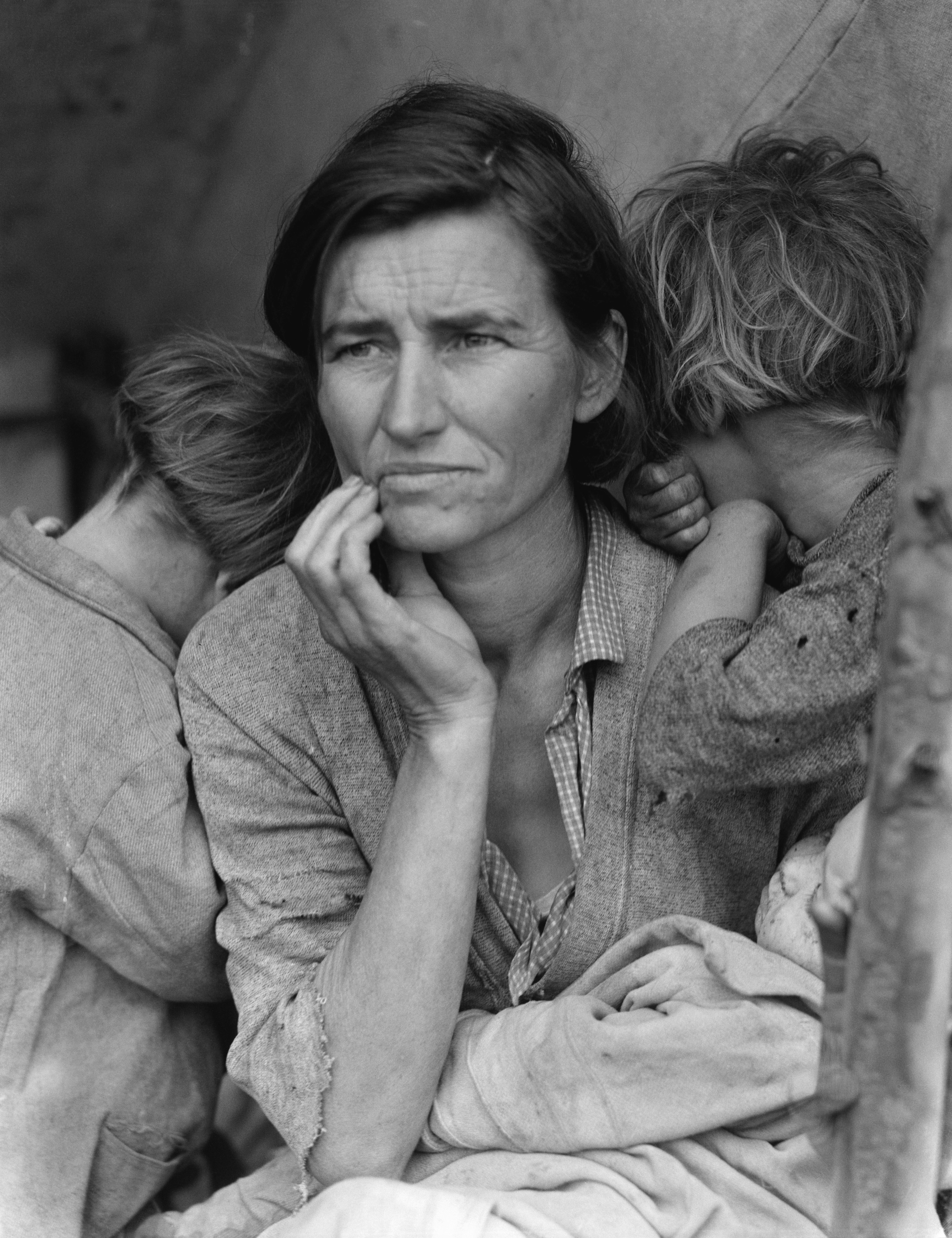 "Migrant Mother" by Dorothea Lange (1936)