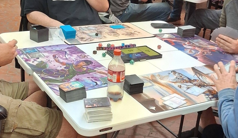 Commander | Magic: The Gathering