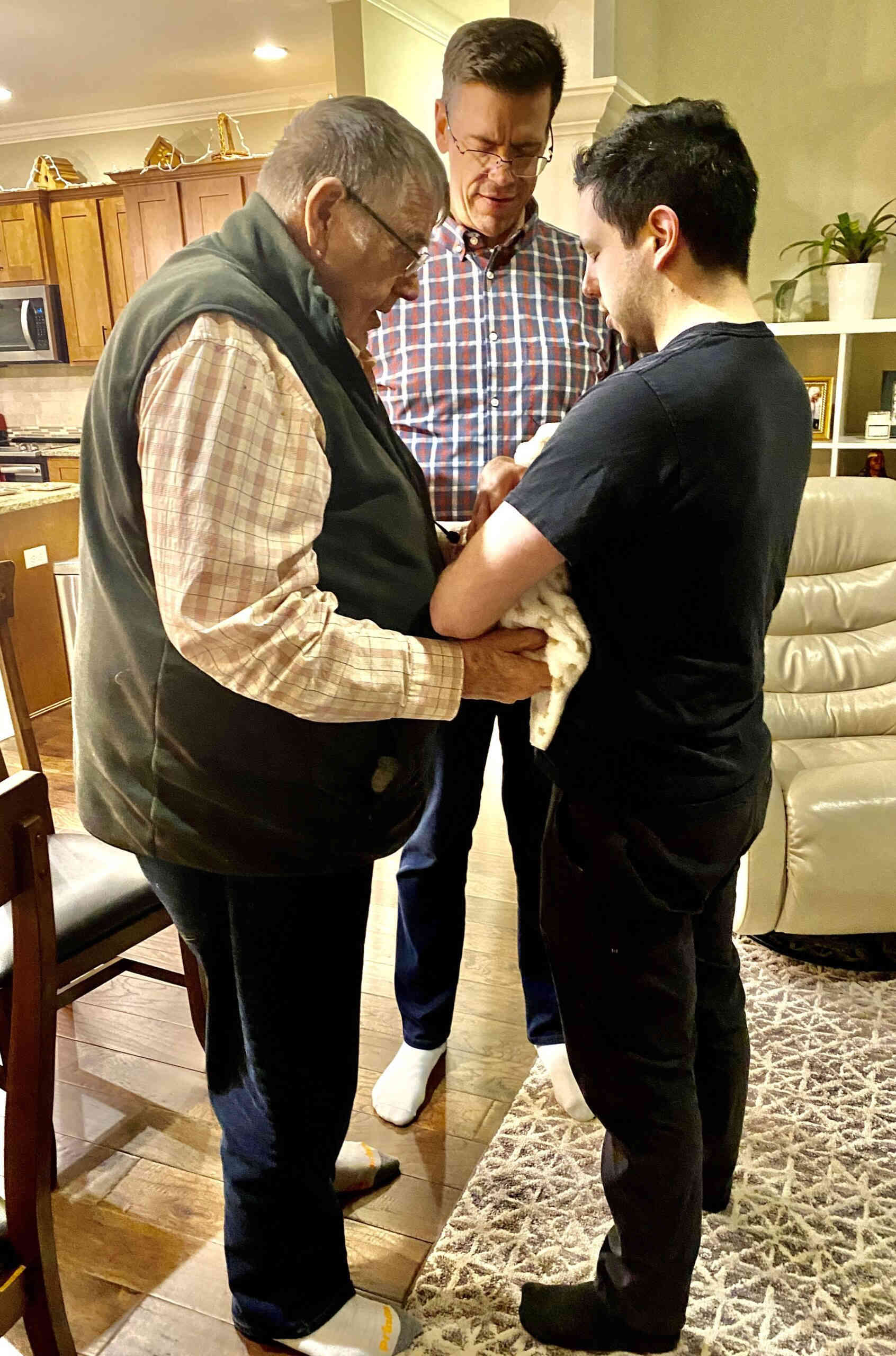 Before leaving, Victor gave Claire a special Great-grandfather's blessing, it was such a special moment!