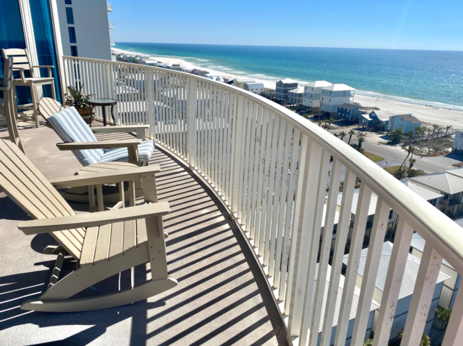 We had a huge balcony with sweeping views of the ocean! We also had great views of the intracoastal from other areas inside the apartment.
